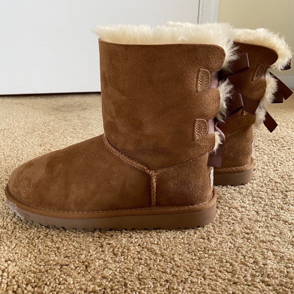 Girls ugg boots